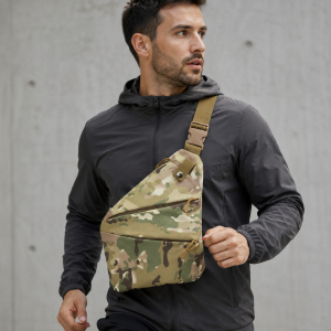 Brusttasche Militär